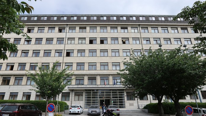 Prekvapujúce rozhodnutie Najvyššieho súdu ČR. Sťažoval sa, že má málo na kávu a cigarety a uspel