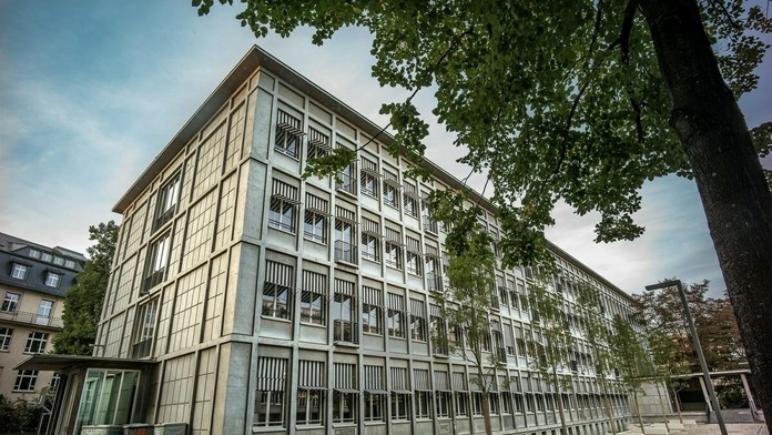 Gymnázium Kirschgarten v Bazileji 