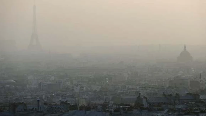 Znečistený Paríž