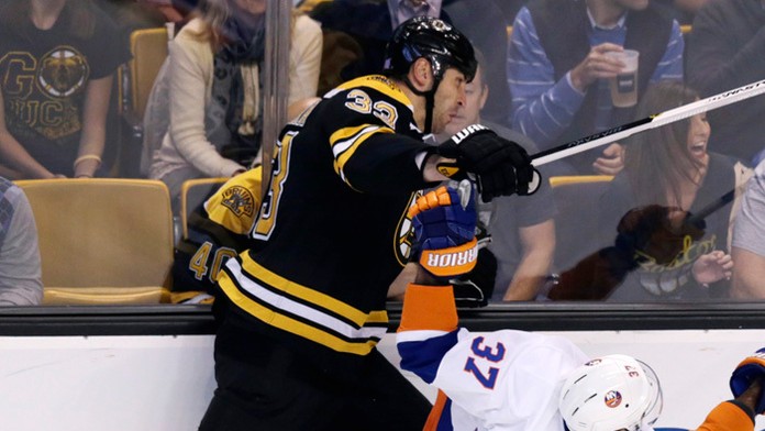 Chára má zranené koleno