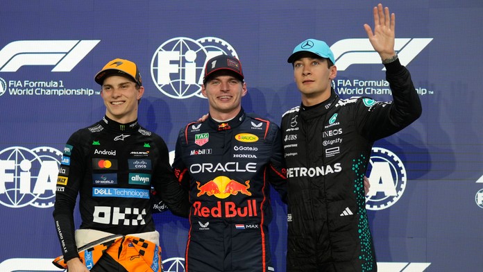 Verstappen si vybojoval pole position, čo ani sám nečakal. Norris havaroval a stratil pozíciu