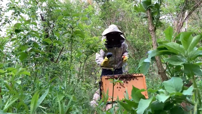 Karol počas práce.