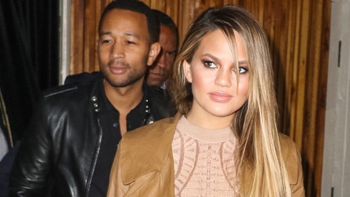 Chrissy Teigen a John Legend