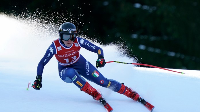 Alpská lyžiarka Sofia Goggiová v zjazde v Garmisch-Partenkirchene.