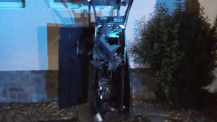 Výbuch v obci na severe Slovenska. Zlodeji odpálili ďalší bankomat