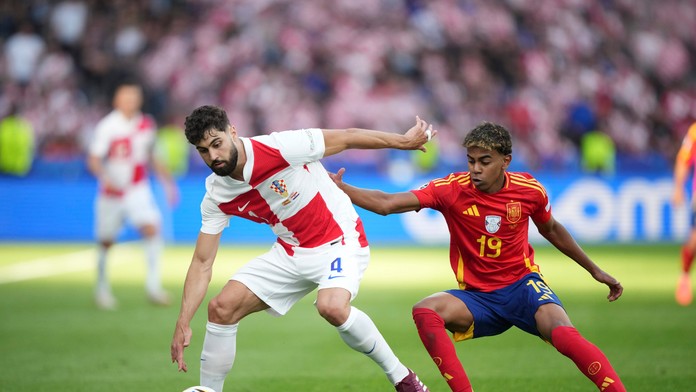 Favoritovi na titul hrozí na Eure bizarná pokuta. Nasadzovanie mladého talentu môže spôsobiť komplikácie