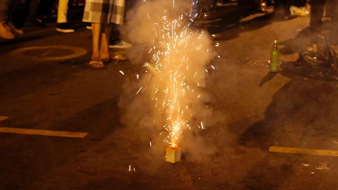 Hasiči upozorňujú na správnu manipuláciu s pyrotechnikou