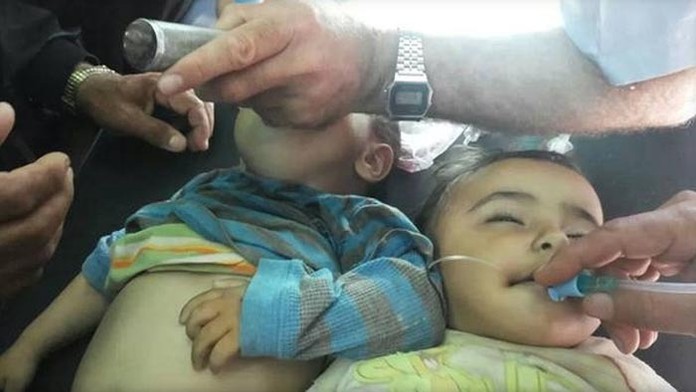 Deti sa po očkovaní začali dusiť, keď im opuchli telá.