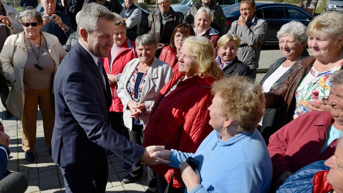 Premiér Peter Pellegrini v obci Ploské.
