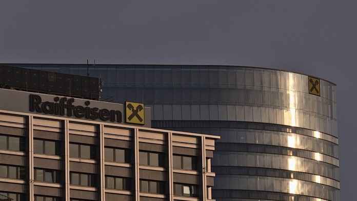 USA vyšetrujú rakúsku banku Raiffeisen pre jej ruské operácie