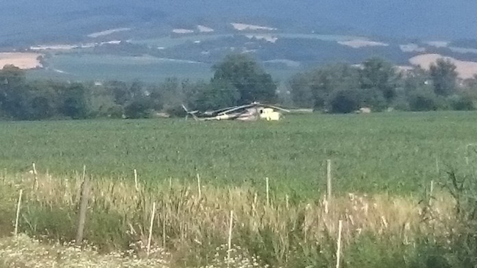 Pri Trenčíne havaroval vrtuľník.