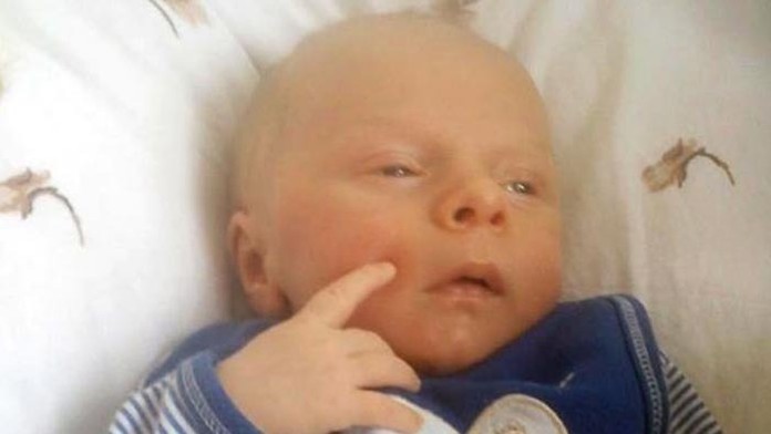 Malého Oliverka našli policajti v katastrofálnom stave.