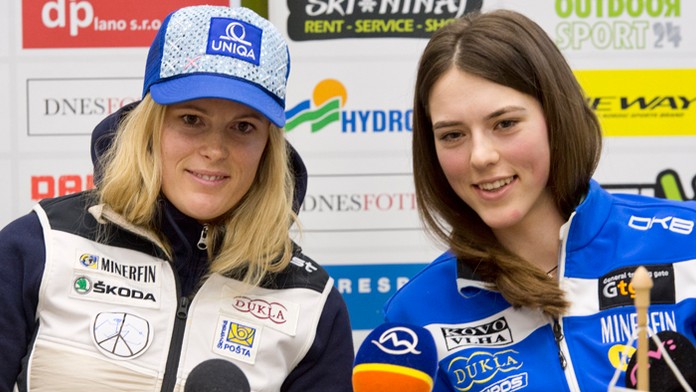 Veronika Velez-Zuzulová a Petra Vlhová.