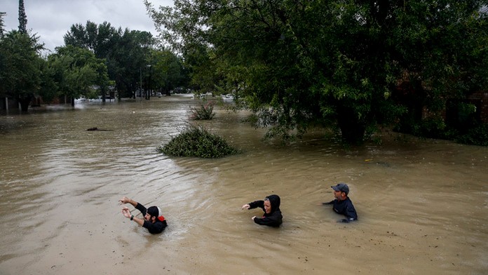 Zaplavená ulica v Houstone.