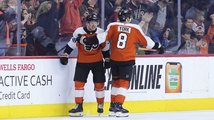 VIDEO: NHL videla skvelé otočky. Minnesota vyrovnala minútu pred koncom, nádej Philadelphie žije