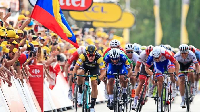 Dylan Groenewen sa stal víťazom 7. etapy TdF 2018.