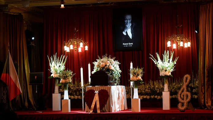 Hektor Kapustík a jeho vydarený skok.