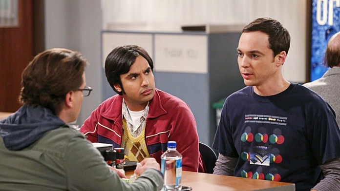 Hviezda Teórie veľkého tresku je v chomúte. Toto je jeho vyvolený