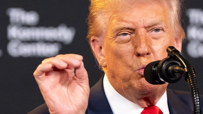 Trump začína pripomínať Bidena: Krym je vraj v oceáne a veľký ako Texas. Z Albánska spravil účastníka vojny