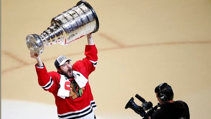  Chicago s Hossom vyhralo nad Tampou 2:0 a získalo trofej.