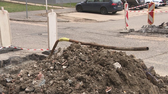 Výtlky na privádzači pri Dubnici nad Váhom.