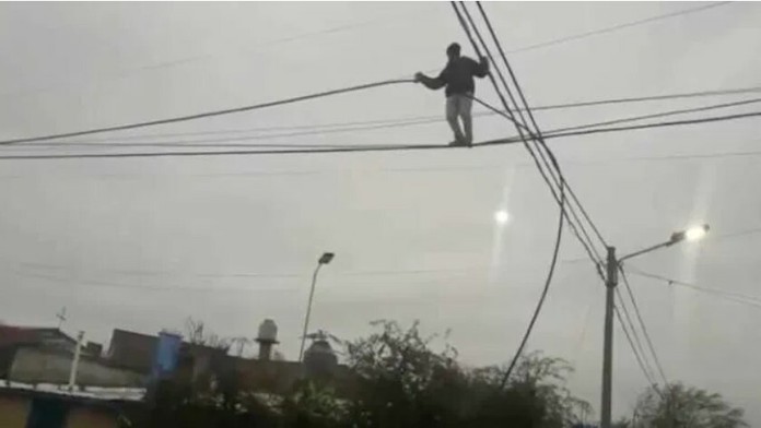 ZadrzaliExsefa_tvnoviny.mp4