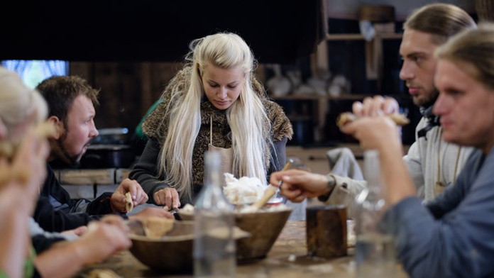 Novou farmárkou týždňa sa stala Eva. Stano jej chce vo všetkom pomáhať