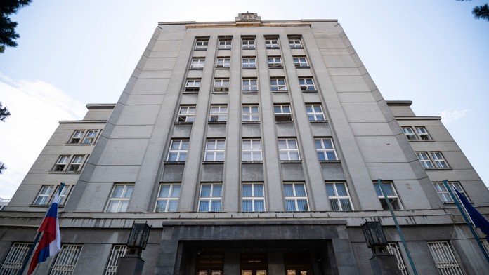 Rezort vnútra varuje pred výpadkom služieb. Dotknuté sú aj klientske centrá