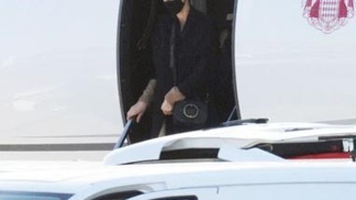 Princezná Charlene je doma!