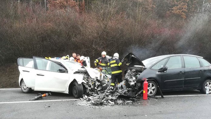 Alpský lyžiar Kjetil Jansrud reaguje v cieli zjazdu na MS v Are.
