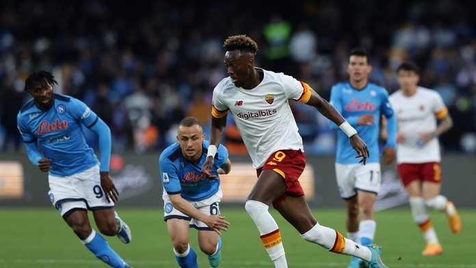 Stanislav Lobotka si obnovil svalové zranenie. Jeho tím stratil skoré vedenie