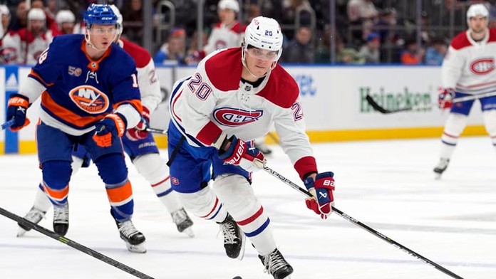 Slafkovský nedohral zápas na ľade NY Rangers.