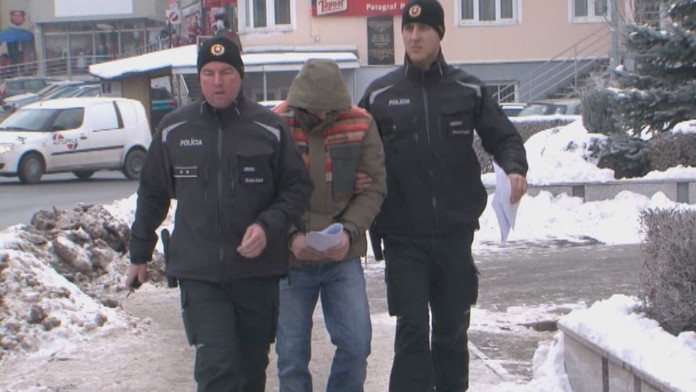 Muž týral svoju priateľku