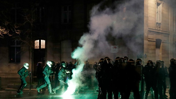 Druhý deň asanácie bytovky po výbuchu plynu v Prešove.