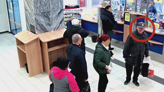 Po tom, ako sme jeho tvár ukázali v Televíznych novinách, ozvali sa ľudia, ktorí ho spoznali.