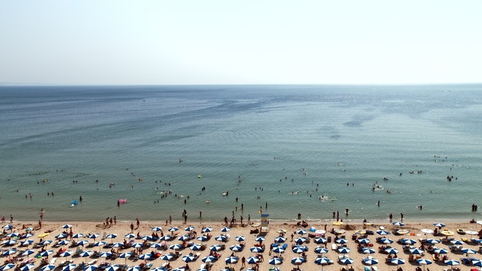 Dovolenkári riešia kvalitu vody v Bulharsku a Rumunsku: Môže kontaminácia z ukrajinskej priehrady ohroziť tamojšie pláže?