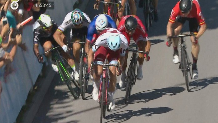 Peter Sagan sa dostal do kolízie s Markom Cavendishom.