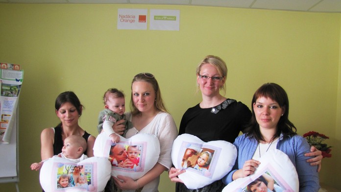 Darceky na den matiek.JPG