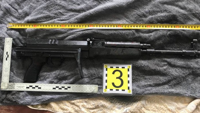 Popradčan zháňal zbraň, aby sa zbavil svojho spoločníka.