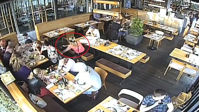 Lupička ukradla žene peňažku aj mobil.