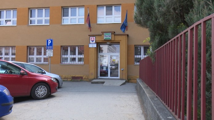 Z trezoru miznú peniaze.