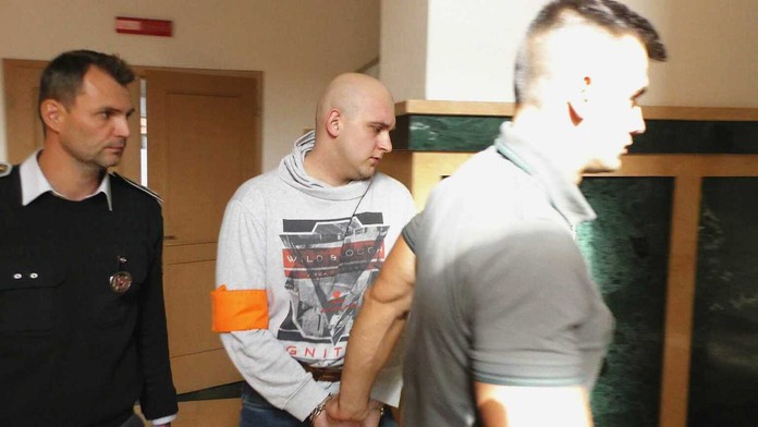 Obvinený z brutálnej vraždy.