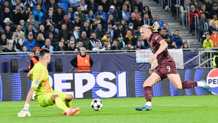 Takáč mal v úvode rôzne myšlienky a poďakoval fanúšikom. Hviezda City chválila skvelú atmosféru