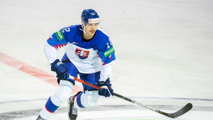 Pred rokom oslavoval titul so Zvolenom, teraz strelecky ovládol playoff v Česku. Miloš Kelemen zažil prelomovú sezónu