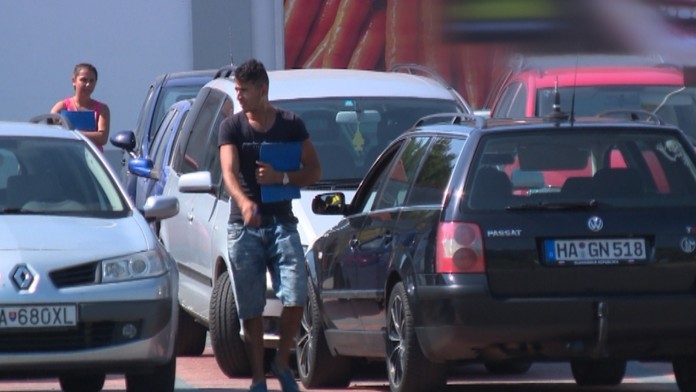 19 Smejdi pred Lidlom na BMV.transferweb_jpg_bez_watermarku_1.jpg