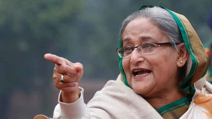 Zosadenú premiérku Bangladéša Vadžídovú odsúdili na trest smrti