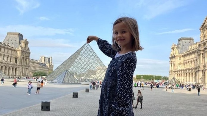 Bola úplne zdravá, odrazu jej objavili vzácny nádor. Len 6-ročnej Nine dali pár mesiacov života, nádejou je experimentálna liečba