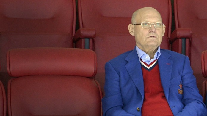 Na archívnej snímke z roku 2015 Vladimir Petrov v hľadisku ľadového paláca CSKA Moskva.