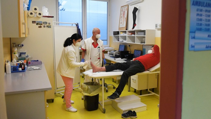 Aj keď to premiér vyhlásil ako hotovú vec, poplatkom u lekárov ešte definitívne neodzvonilo