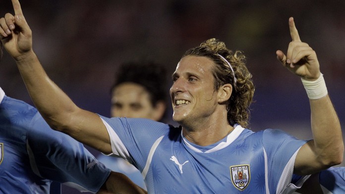 Tri autá po nehode na Trnavskej ulici pred križovatkou s Bajkalskou ulicou.